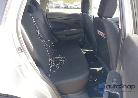 2015 Mitsubishi Outlander Sport Es z USA, uszkodzony, nr VIN 4A4AR3AU5FE029138